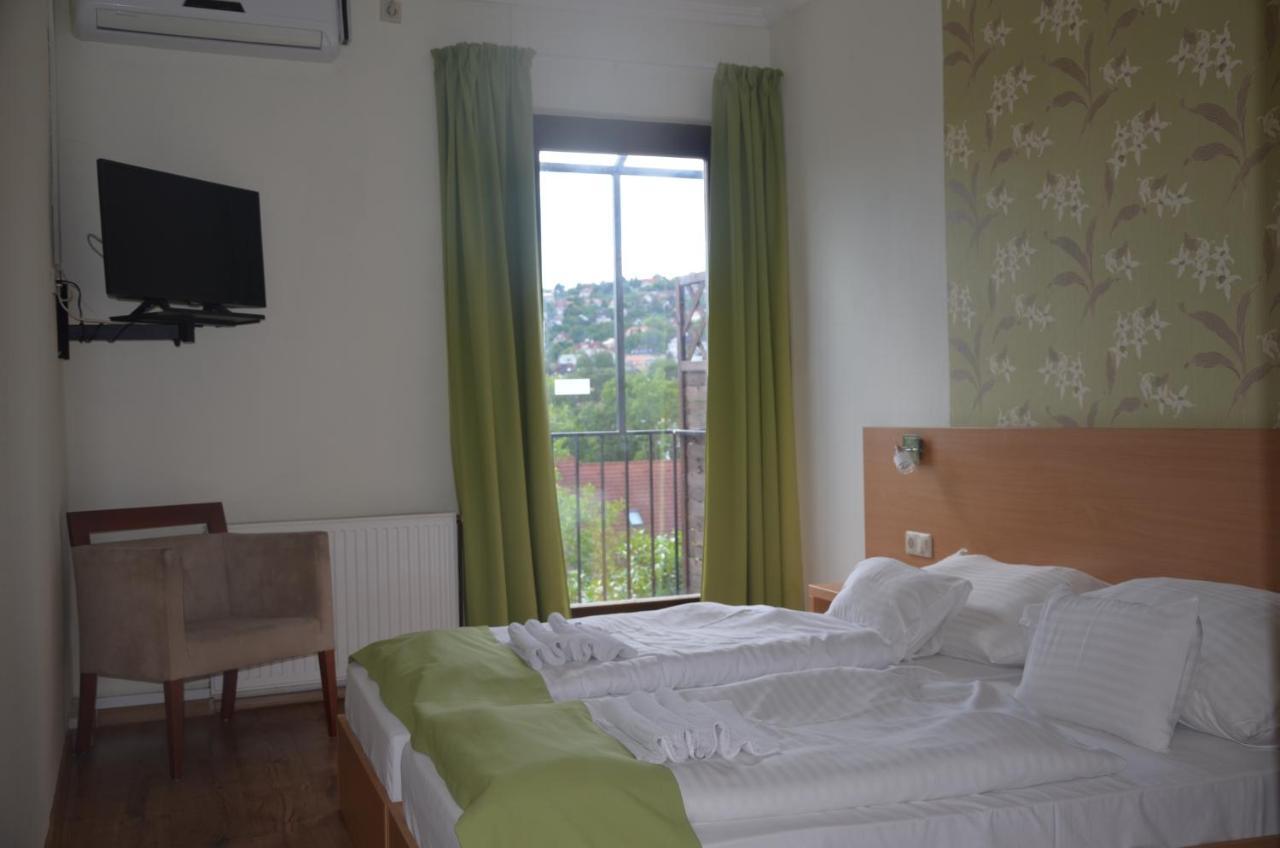Hotel Viktoria Balatonalmádi Εξωτερικό φωτογραφία