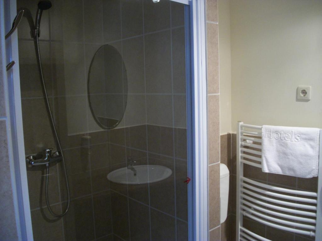 Hotel Viktoria Balatonalmádi Δωμάτιο φωτογραφία