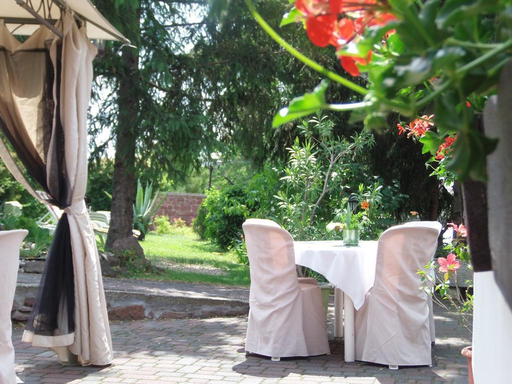 Hotel Viktoria Balatonalmádi Εξωτερικό φωτογραφία