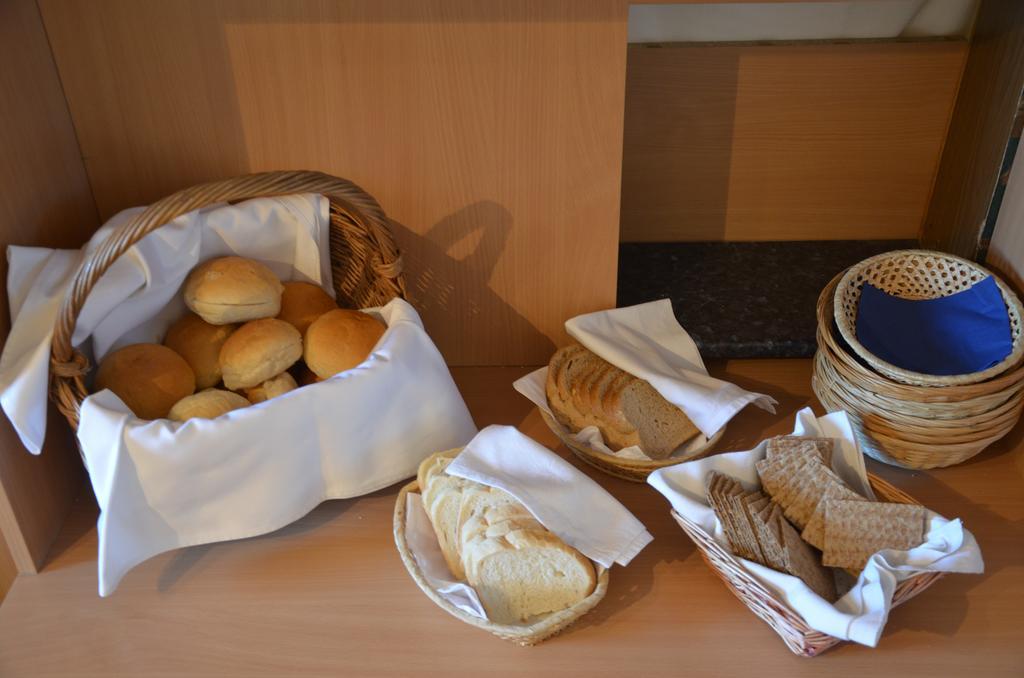 Hotel Viktoria Balatonalmádi Εξωτερικό φωτογραφία